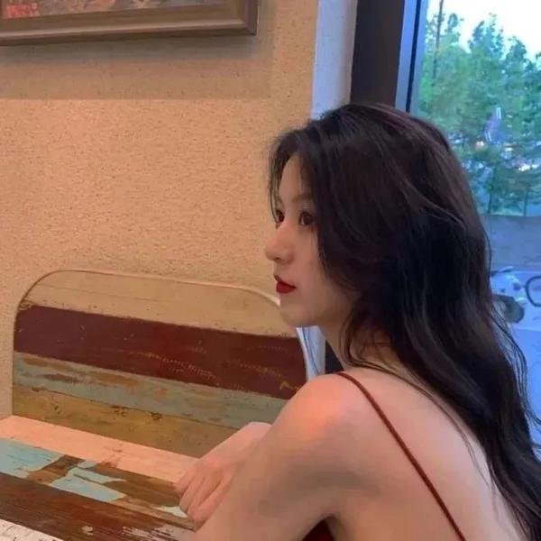 人气女神:拉面食游记